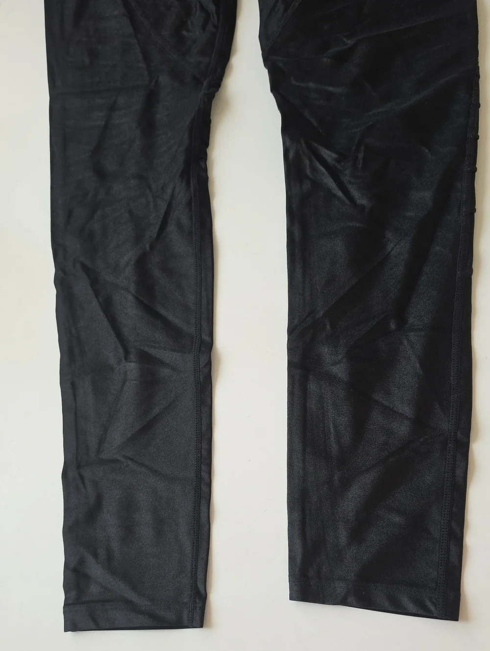 Carbon38 metallic pleat pin tuck moto shine leggings